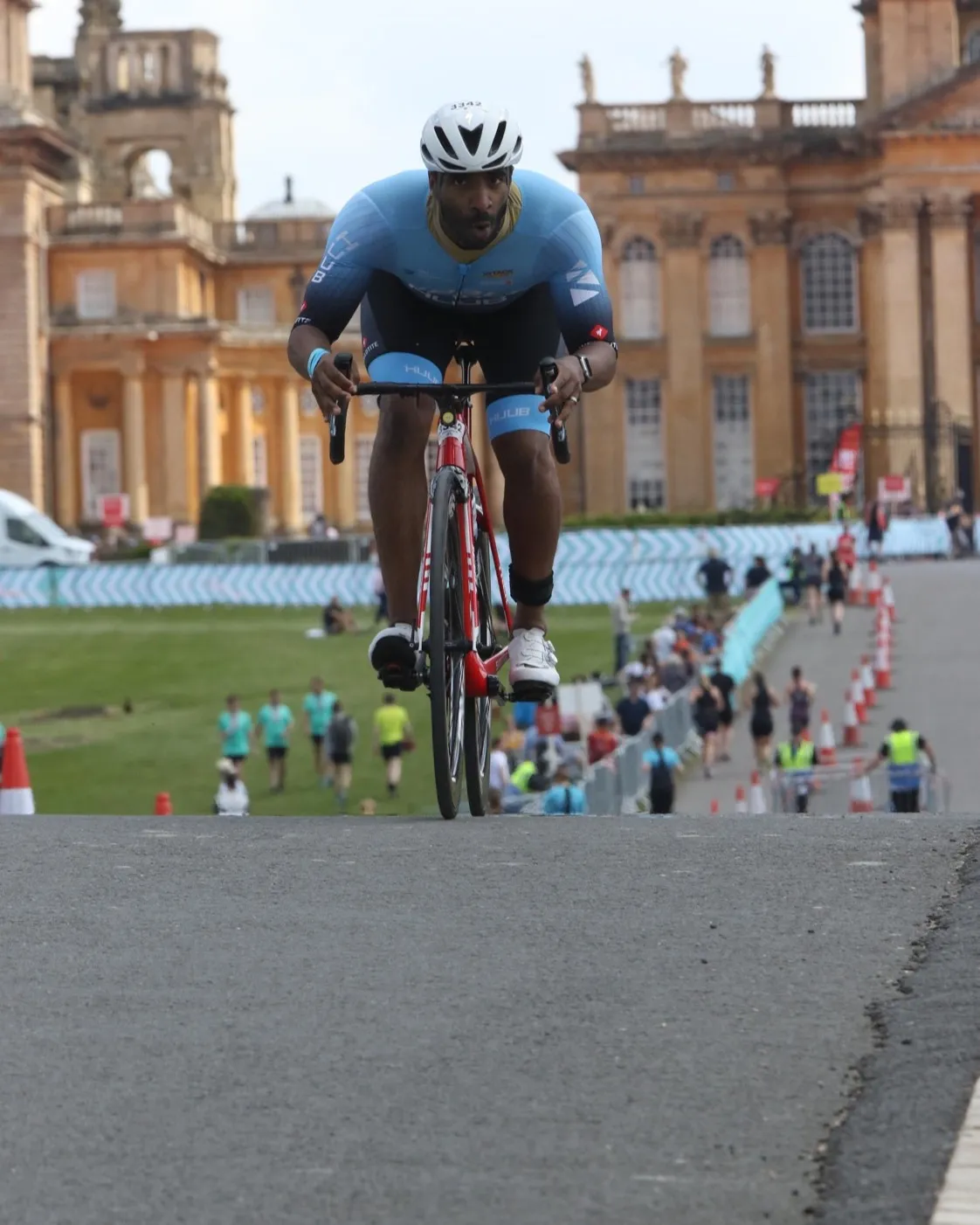 Abraham Spring riding uphill during the Blenheim Palace Triathlon